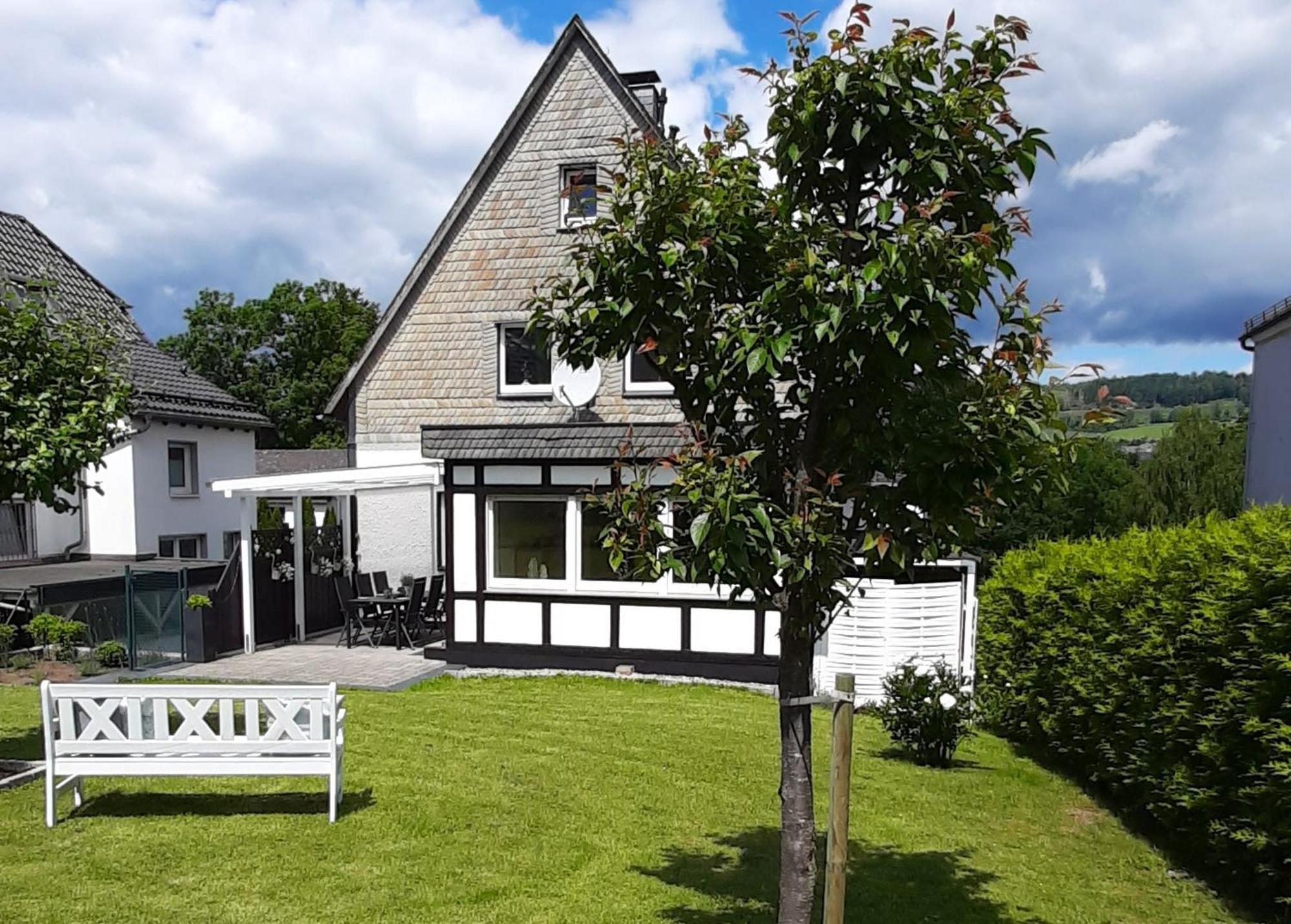 Landhaus Augenblicke In Olsberg - Modernes Ferienhaus Mit Garten Exterior photo